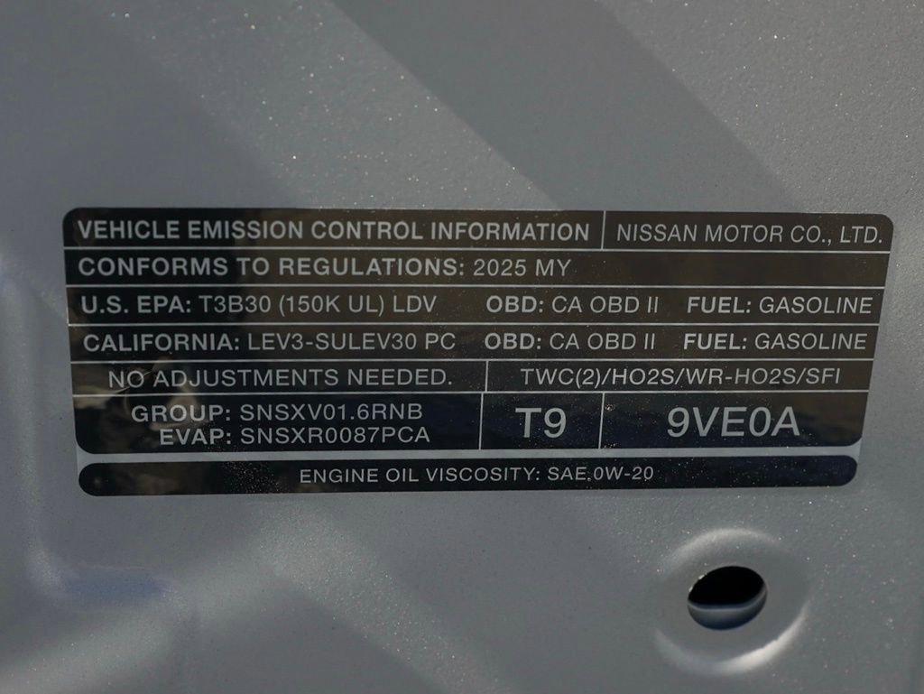 Used 2025 Nissan Versa S w/ Trunk Package image 31