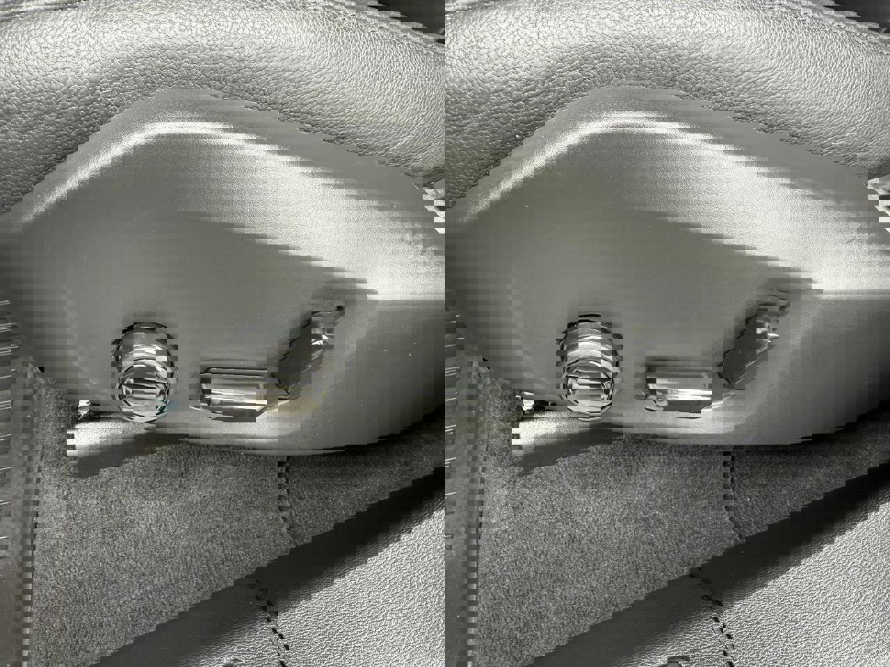 Used 2024 Volvo XC60 B5 Core image 15