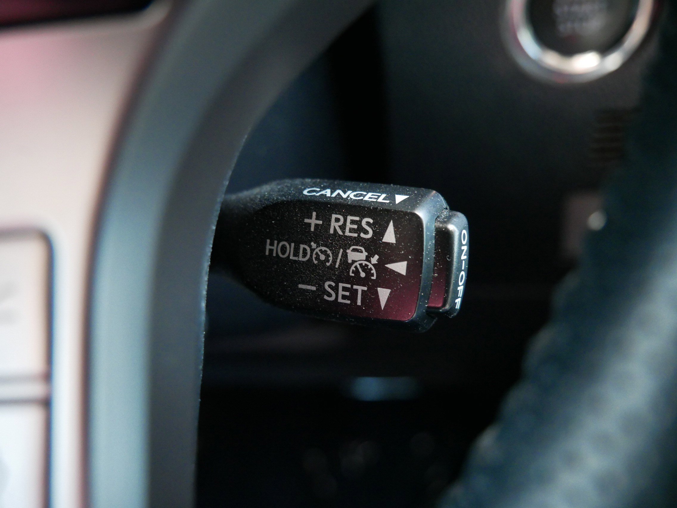 Used 2022 Toyota 4Runner Limited AWD/4WD image 31