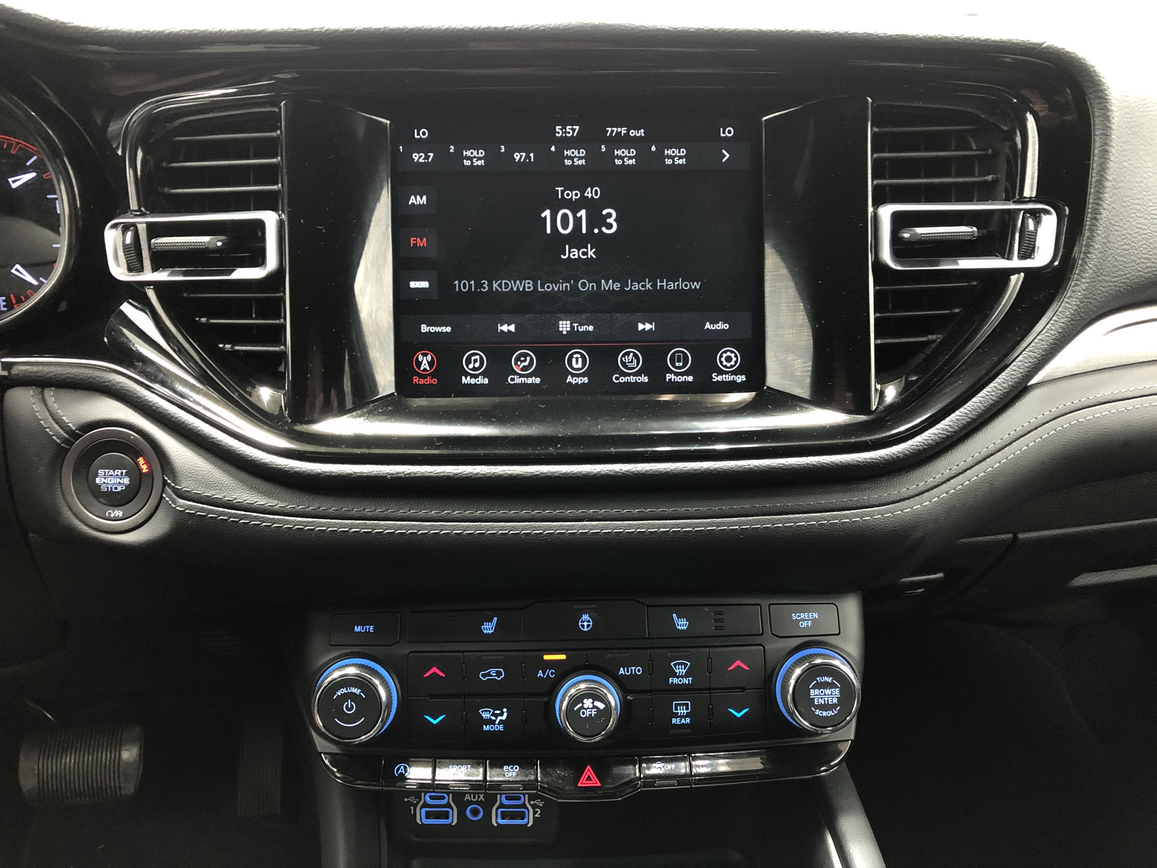 Used 2024 Dodge Durango SXT image 14