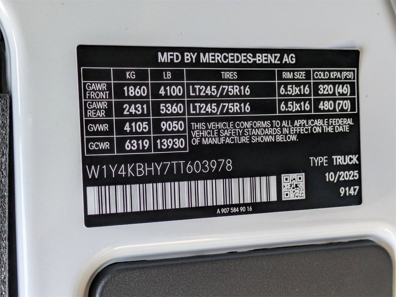 New 2026 Mercedes-Benz Sprinter 144 Cargo image 16