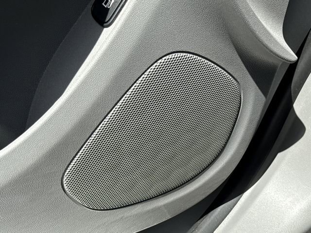 Used 2017 Chevrolet Volt LT w/ Comfort Package image 25