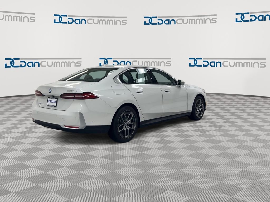 Used 2026 BMW 530i image 8