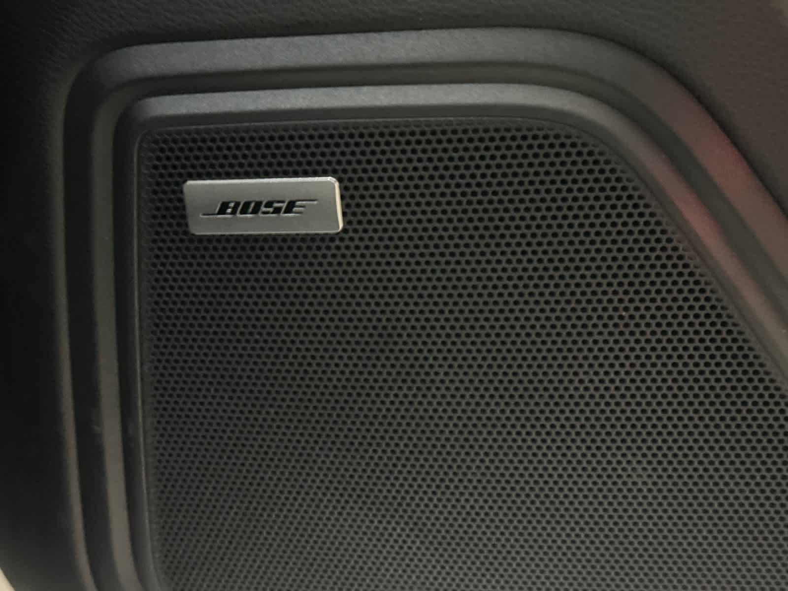 Certified 2025 Porsche Macan AWD/4WD image 20