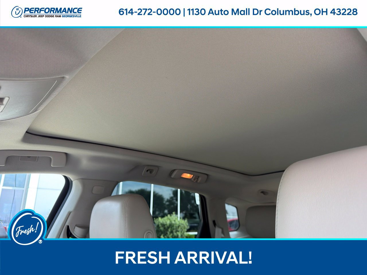 Used 2014 Cadillac SRX Luxury w/ Driver Awareness Package FWD image 11