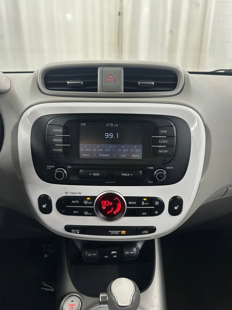Used 2017 Kia Soul EV-e image 20