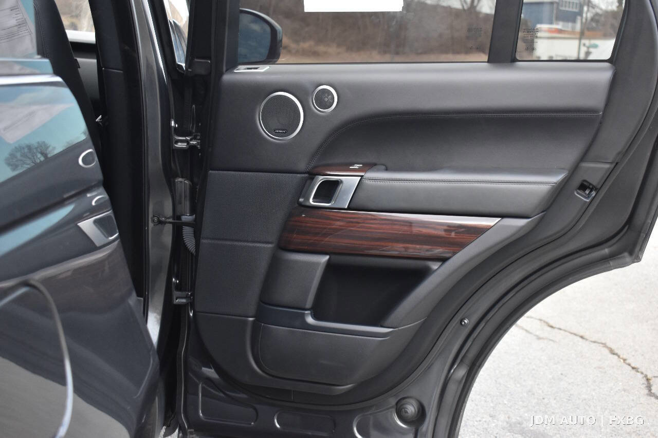 Used 2016 Land Rover Range Rover Supercharged image 12
