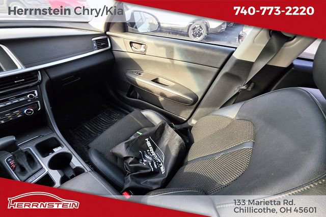 Used 2019 Kia Optima S image 12