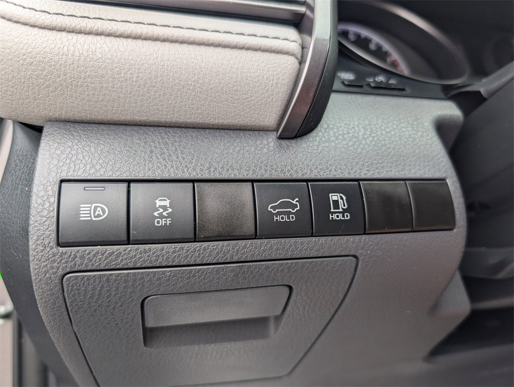 Used 2023 Toyota Camry SE w/ Convenience Package image 23