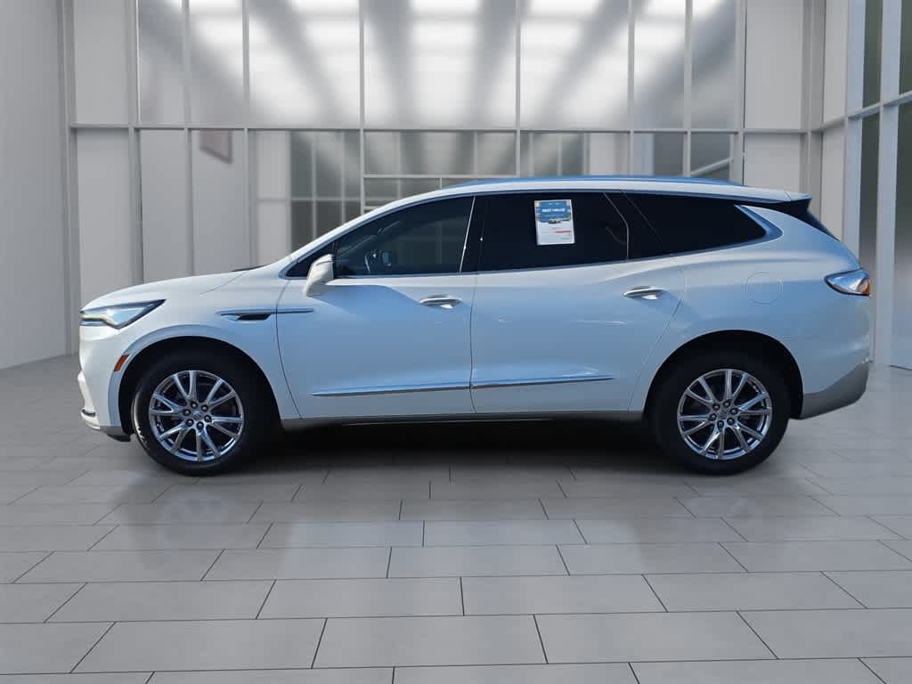 Used 2023 Buick Enclave Premium w/ Experience Buick Package FWD image 6
