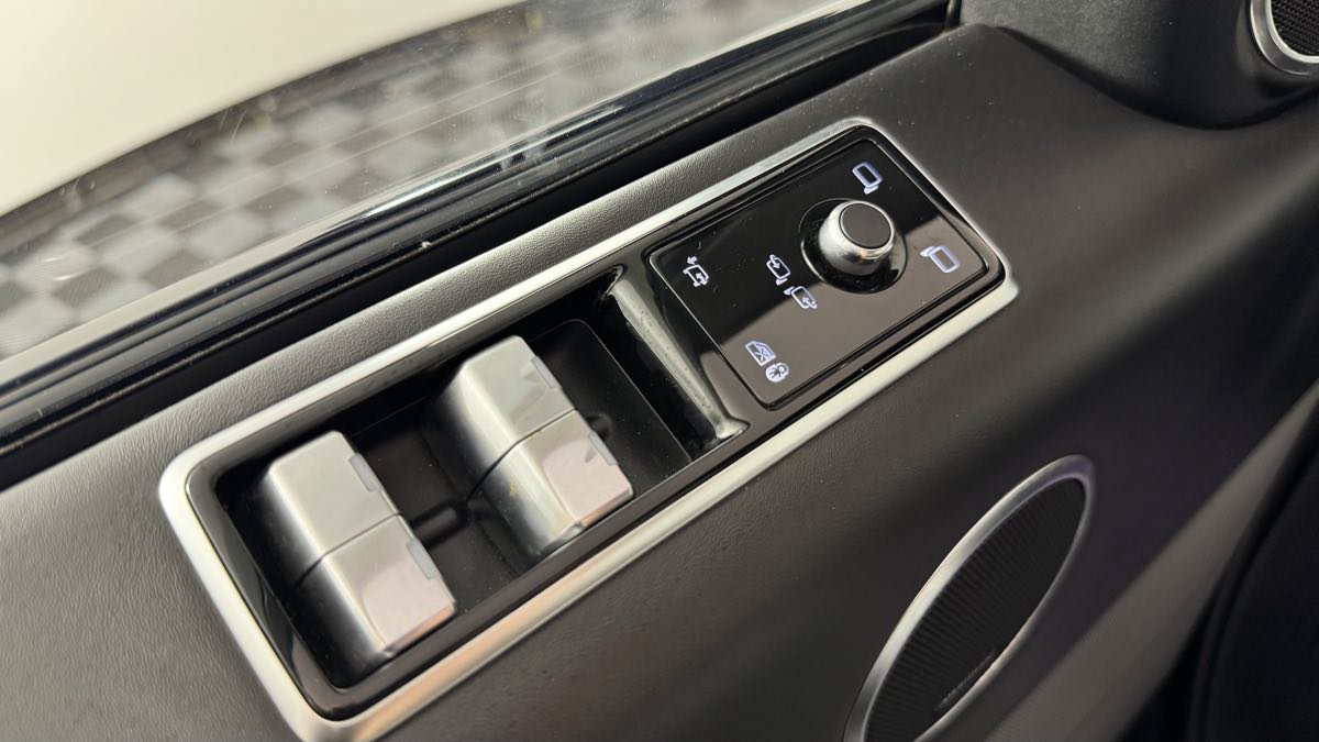 Used 2020 Land Rover Range Rover Sport Autobiography AWD/4WD image 17