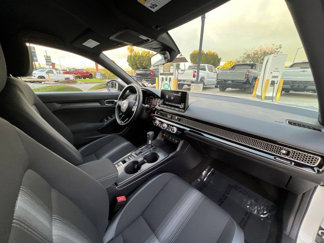 Used 2025 Honda Civic Sport image 28