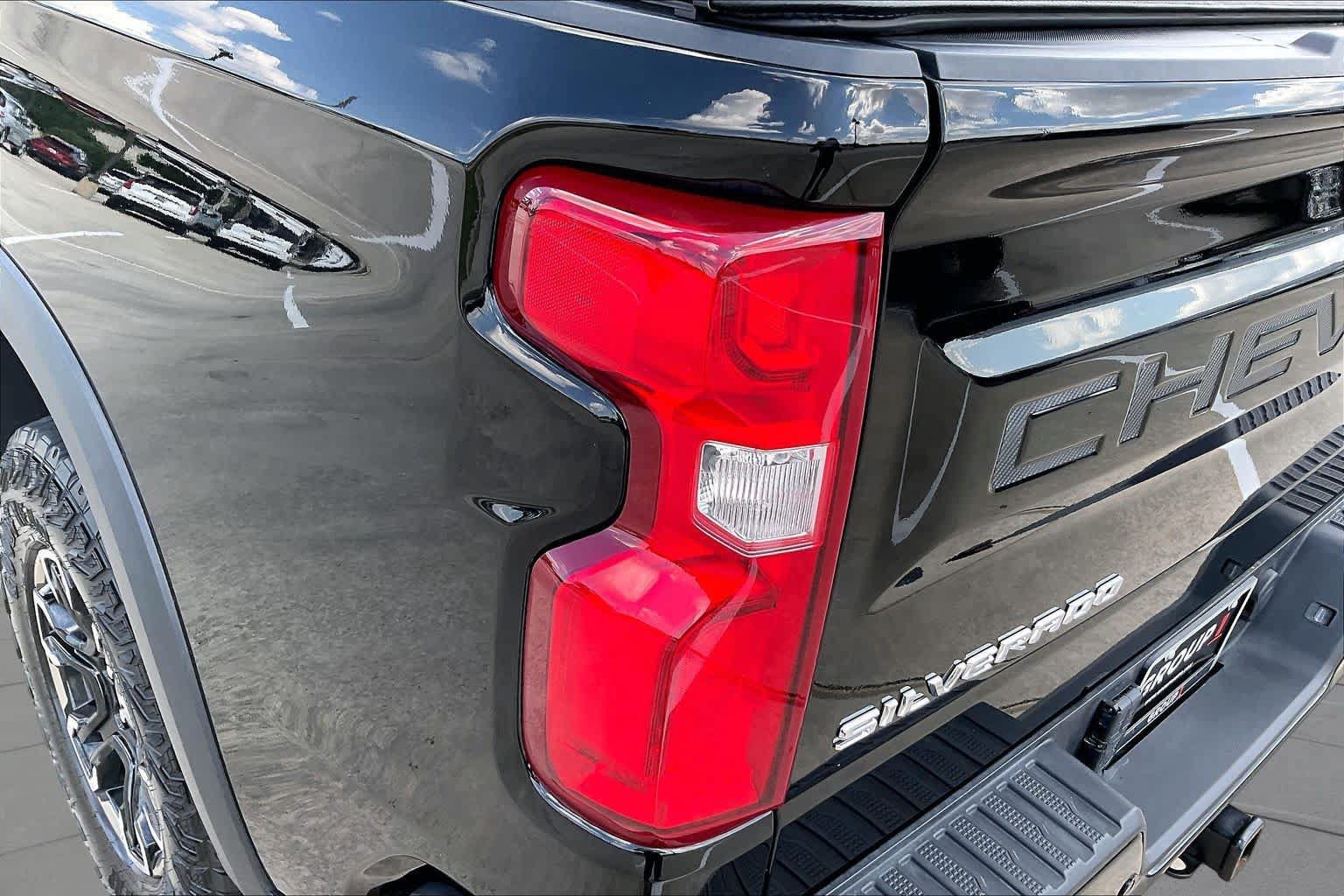 Certified 2024 Chevrolet Silverado 1500 ZR2 AWD/4WD image 27