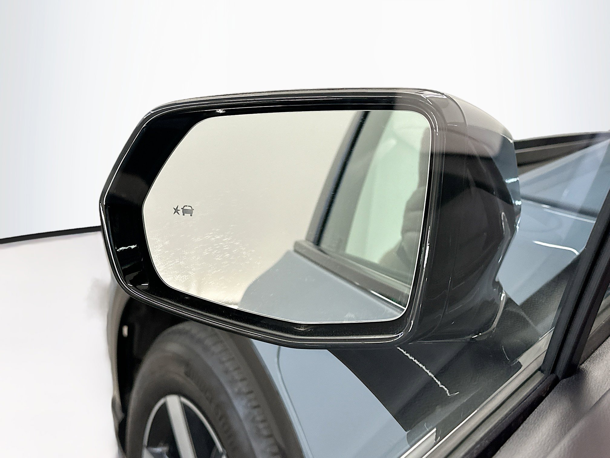Used 2025 Honda Prologue Touring image 16