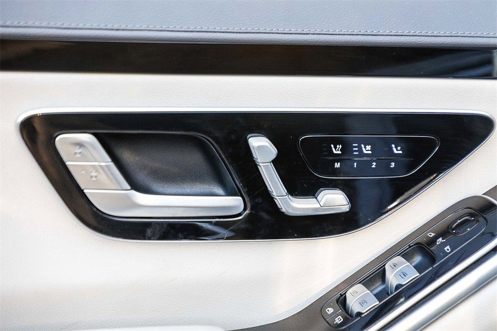Certified 2022 Mercedes-Benz S 500 4MATIC image 22