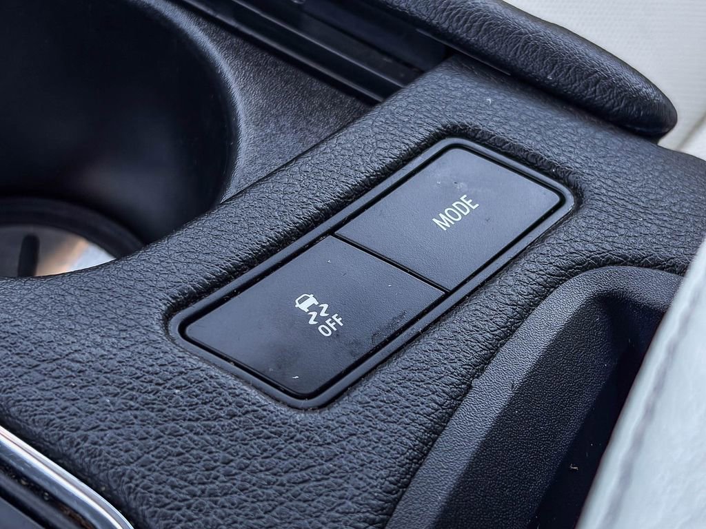 Used 2023 Cadillac XT6 Sport image 33