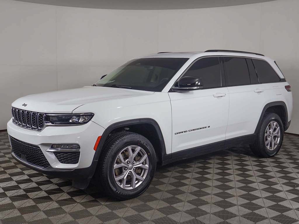Used 2022 Jeep Grand Cherokee Limited AWD/4WD image 10