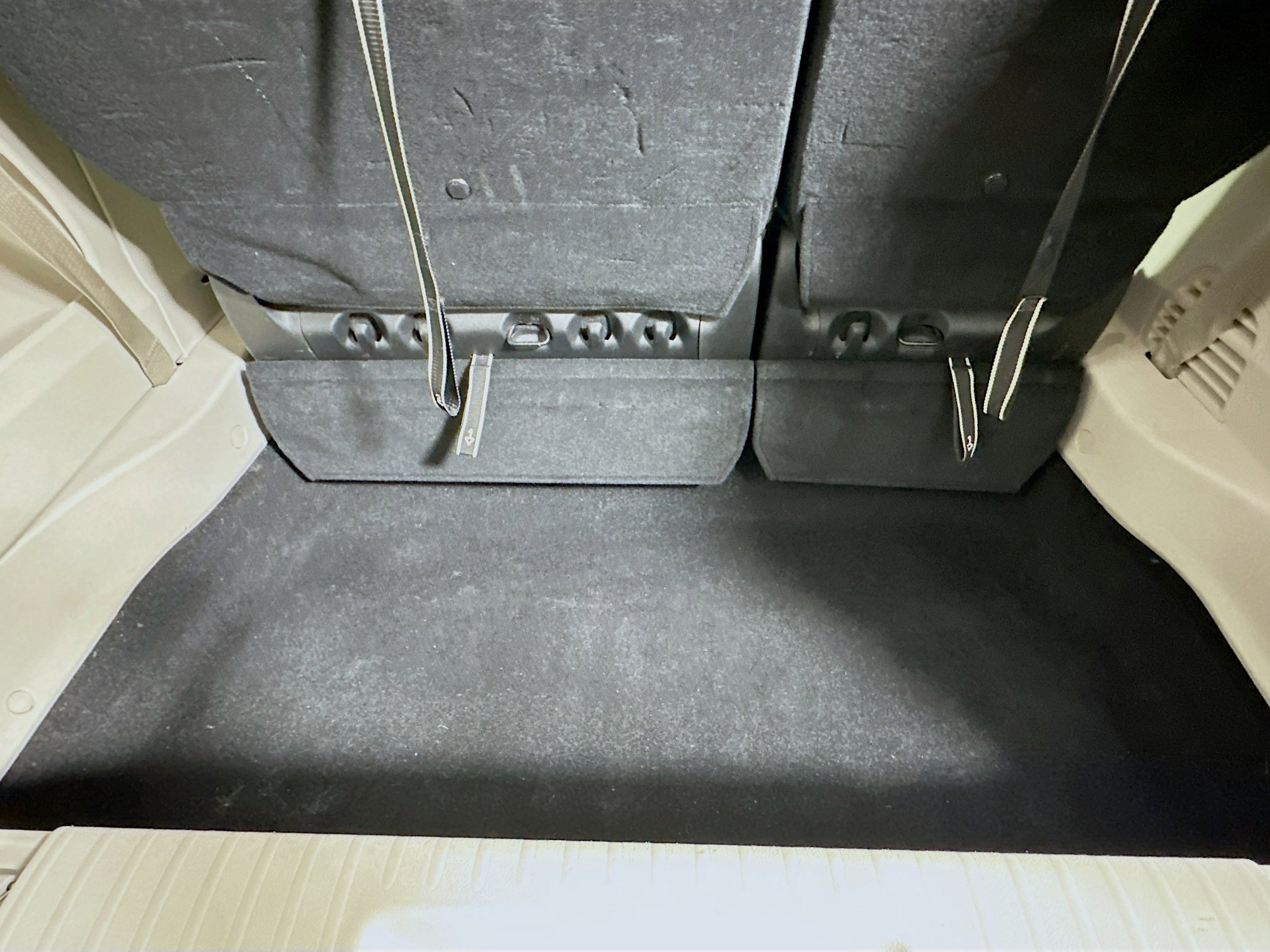 Used 2024 Chrysler Pacifica Touring-L image 28