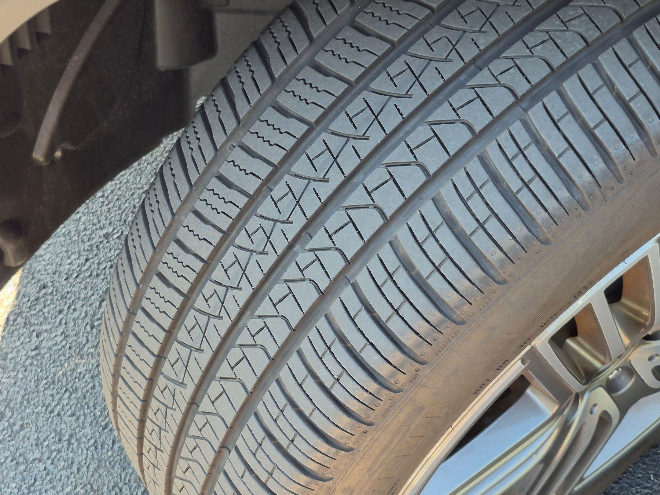Certified 2025 Mercedes-Benz GLS 450 4MATIC image 12