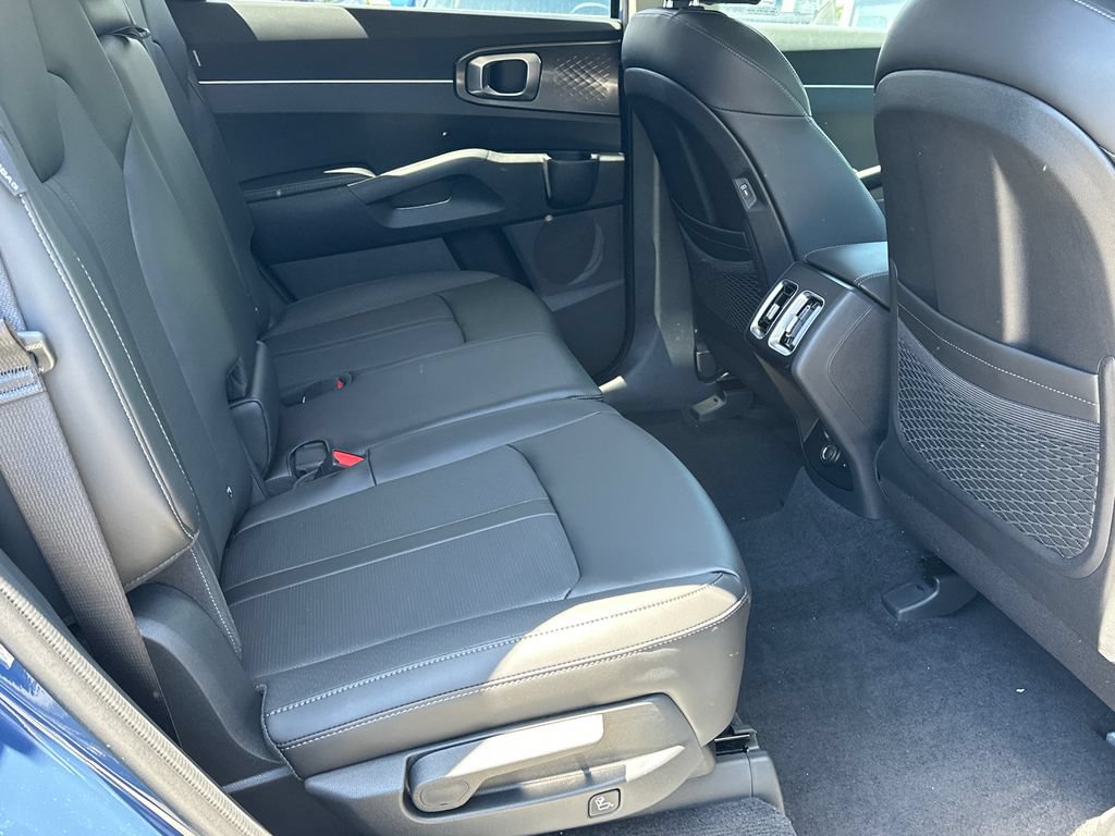 New 2026 Kia Sorento S AWD/4WD image 13