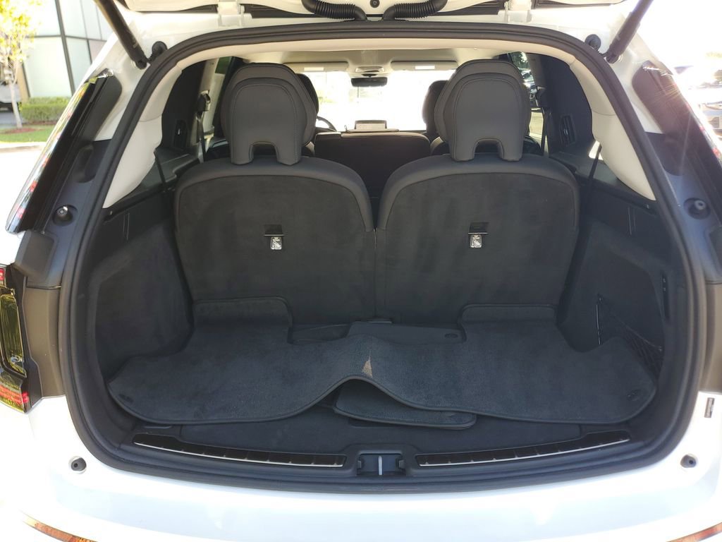 Certified 2025 Volvo EX90 Plus AWD/4WD image 9