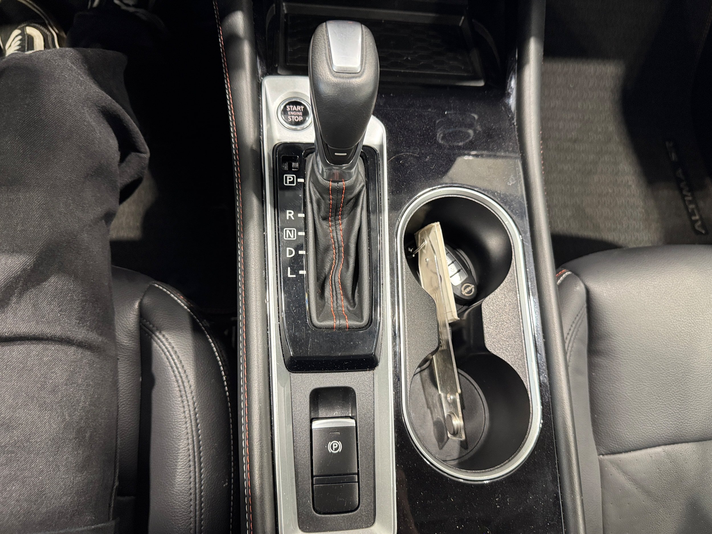 Used 2024 Nissan Altima 2.5 SR w/ SR Premium Package AWD/4WD image 19