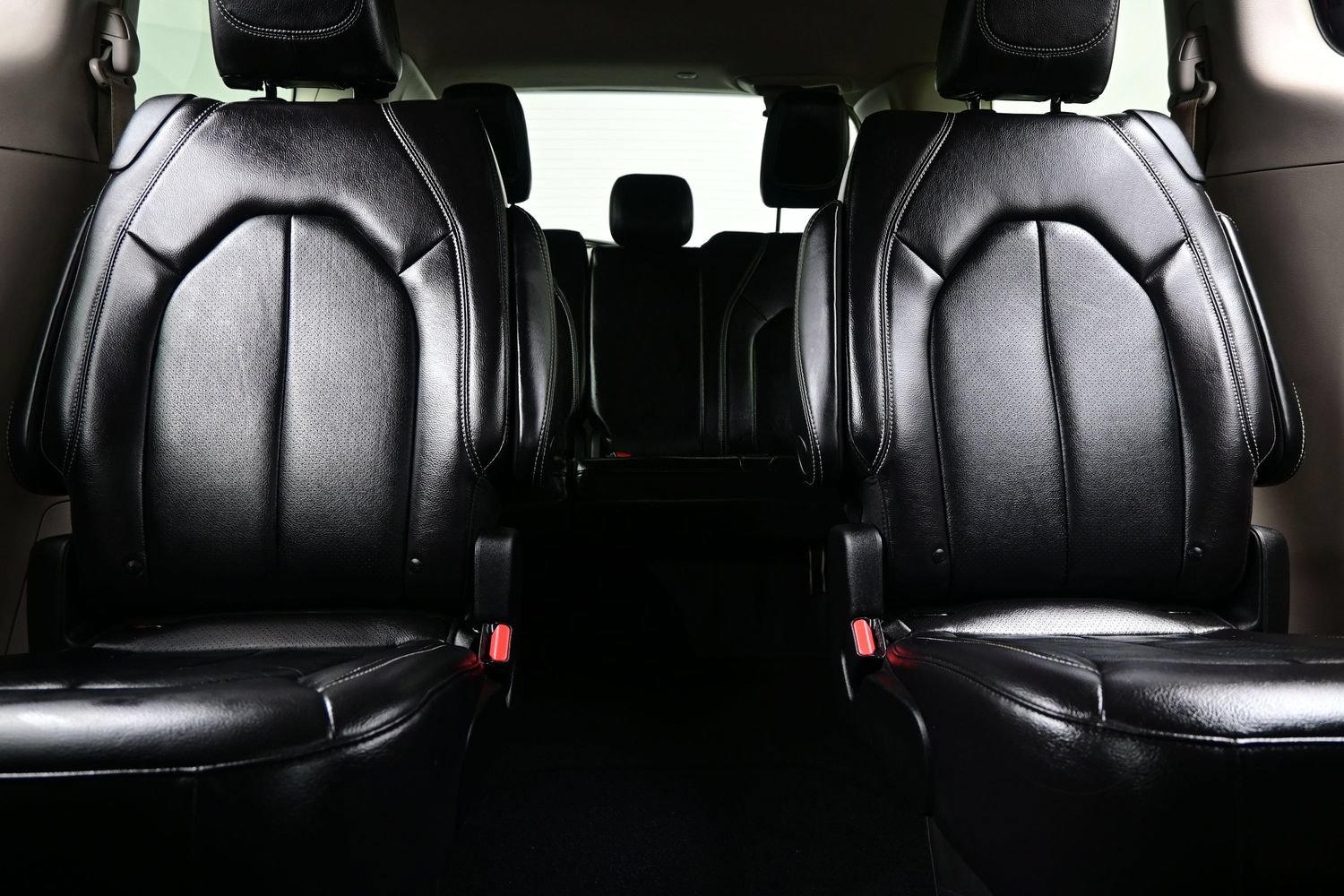 Used 2022 Chrysler Pacifica Touring-L AWD/4WD image 19