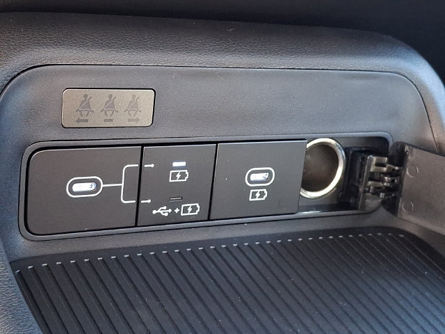 New 2027 Hyundai Kona SE AWD/4WD image 19