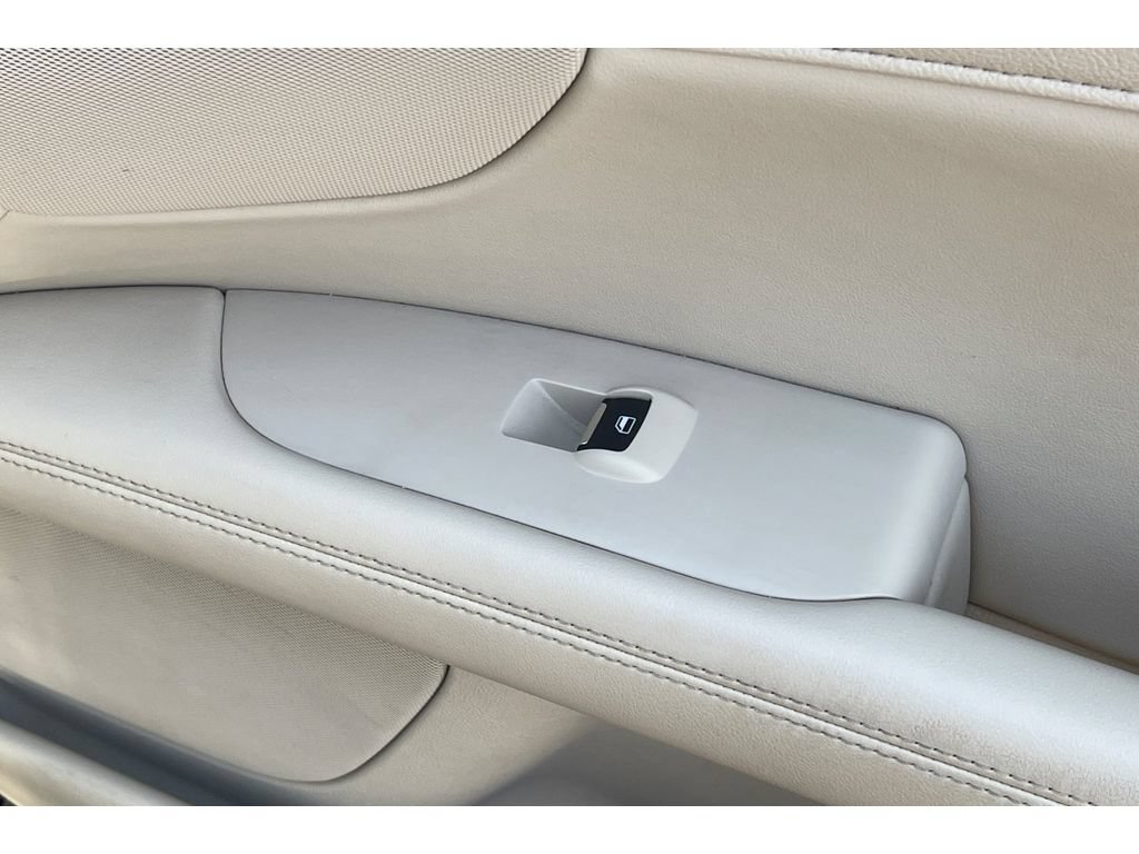 Used 2018 Lincoln MKZ Reserve FWD image 22