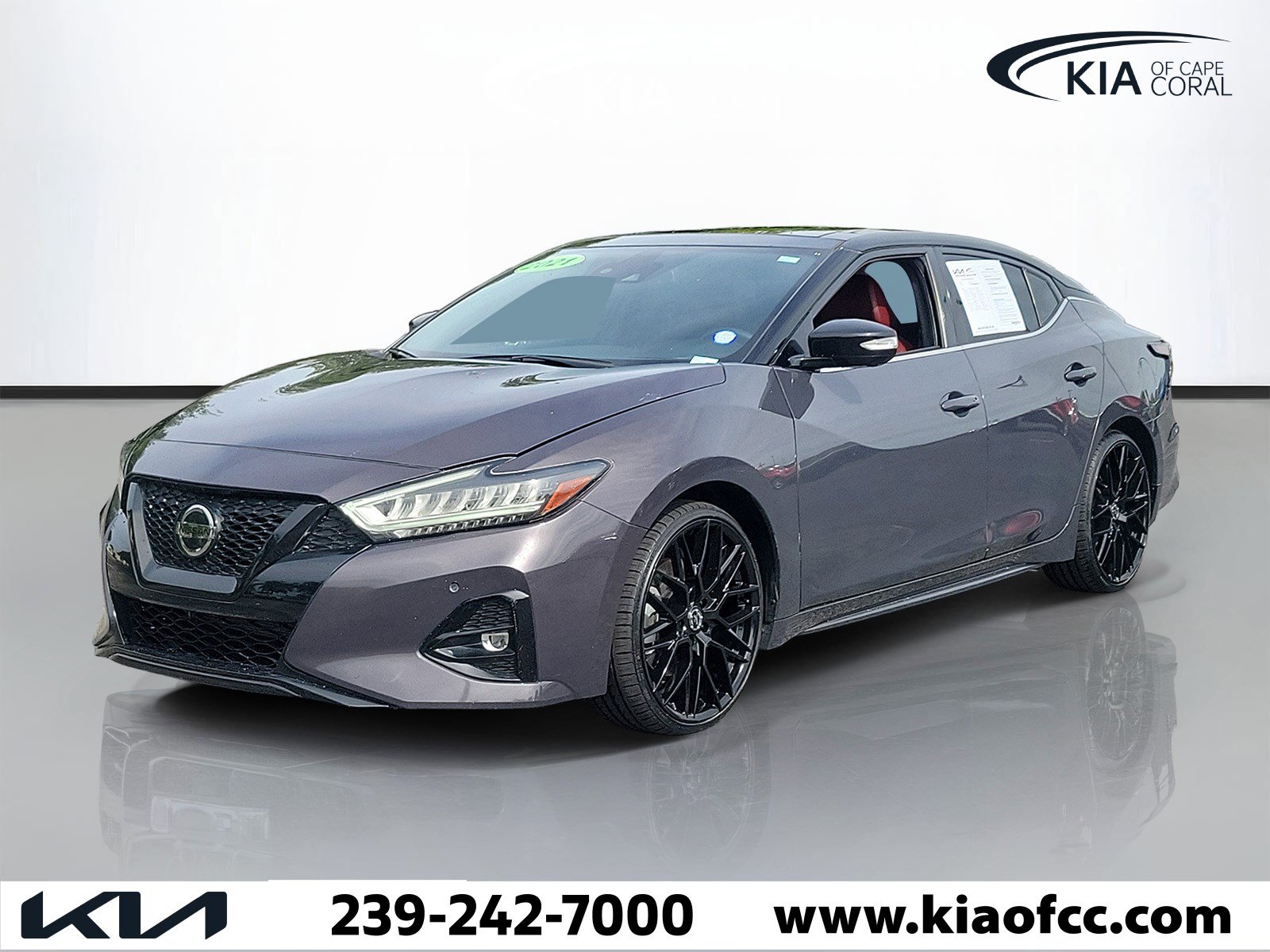 Used 2021 Nissan Maxima Platinum w/ 40th Anniversary Package FWD image 3