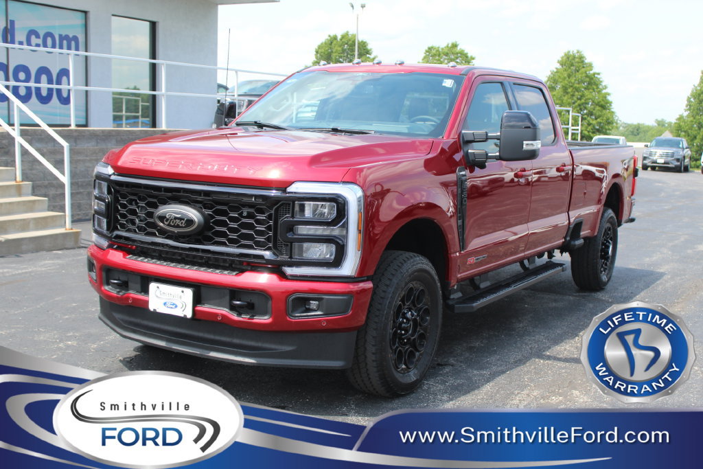 New 2026 Ford F350 Lariat w/ Black Appearance Package