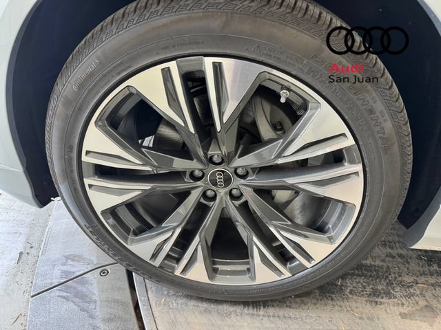 New 2026 Audi Q8 Premium Plus AWD/4WD image 6