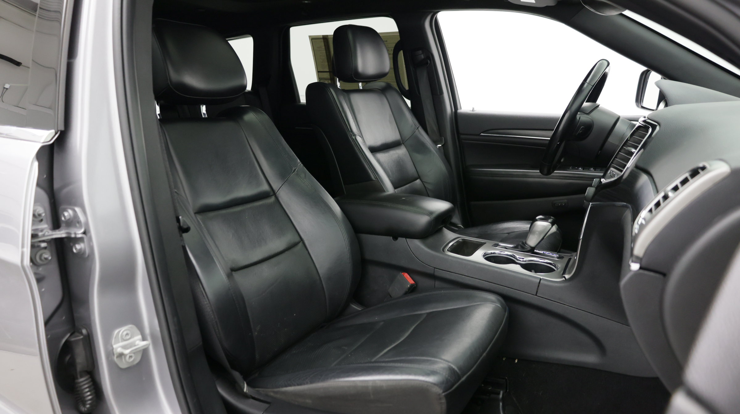 Used 2020 Jeep Grand Cherokee Limited w/ Luxury Group II RWD image 39