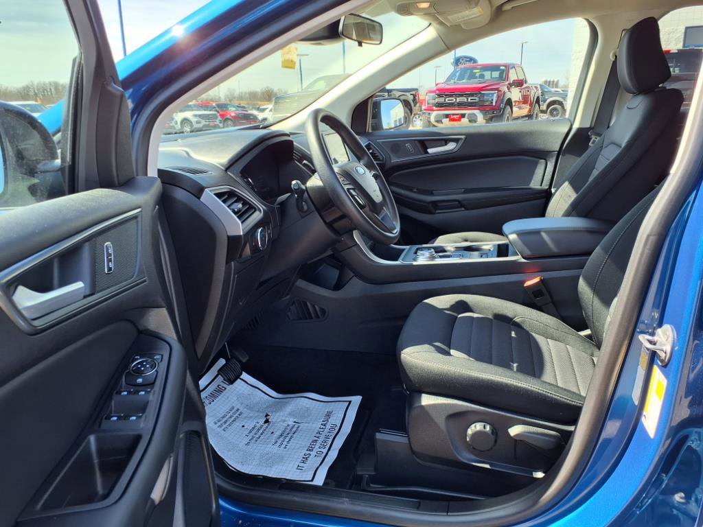 Certified 2024 Ford Edge SE w/ Black Appearance Package image 20