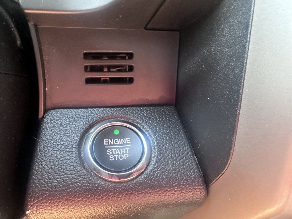 Used 2020 Ford F150 Lariat w/ Equipment Group 502A Luxury image 9