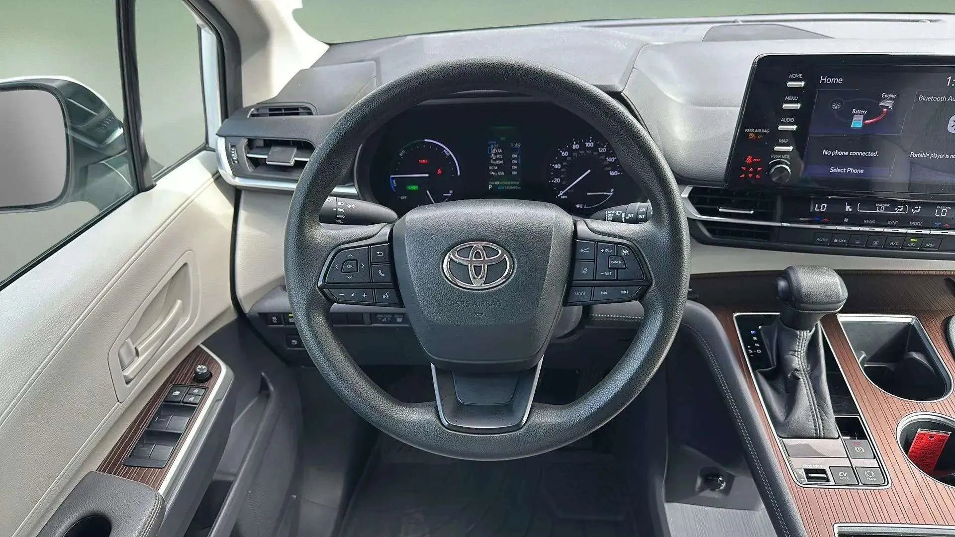 Used 2022 Toyota Sienna LE image 26