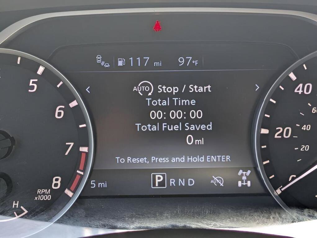Used 2025 Nissan Frontier SV AWD/4WD image 15