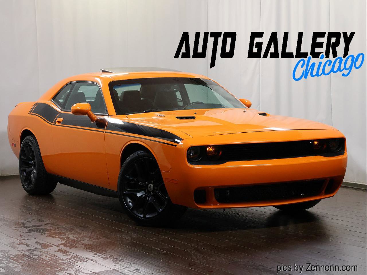 Used 2014 Dodge Challenger R/T Plus RWD image 1