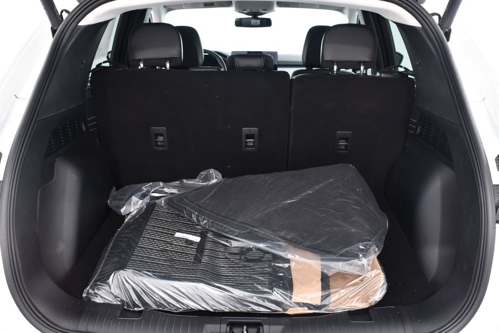 New 2025 Ford Escape SE w/ PHEV Premium Package FWD image 19