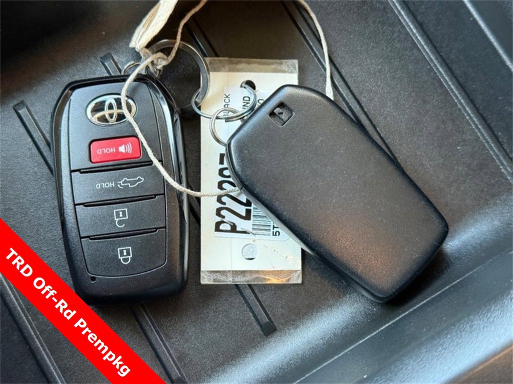 Used 2022 Toyota Tundra Limited w/ TRD Off-Road Package image 30