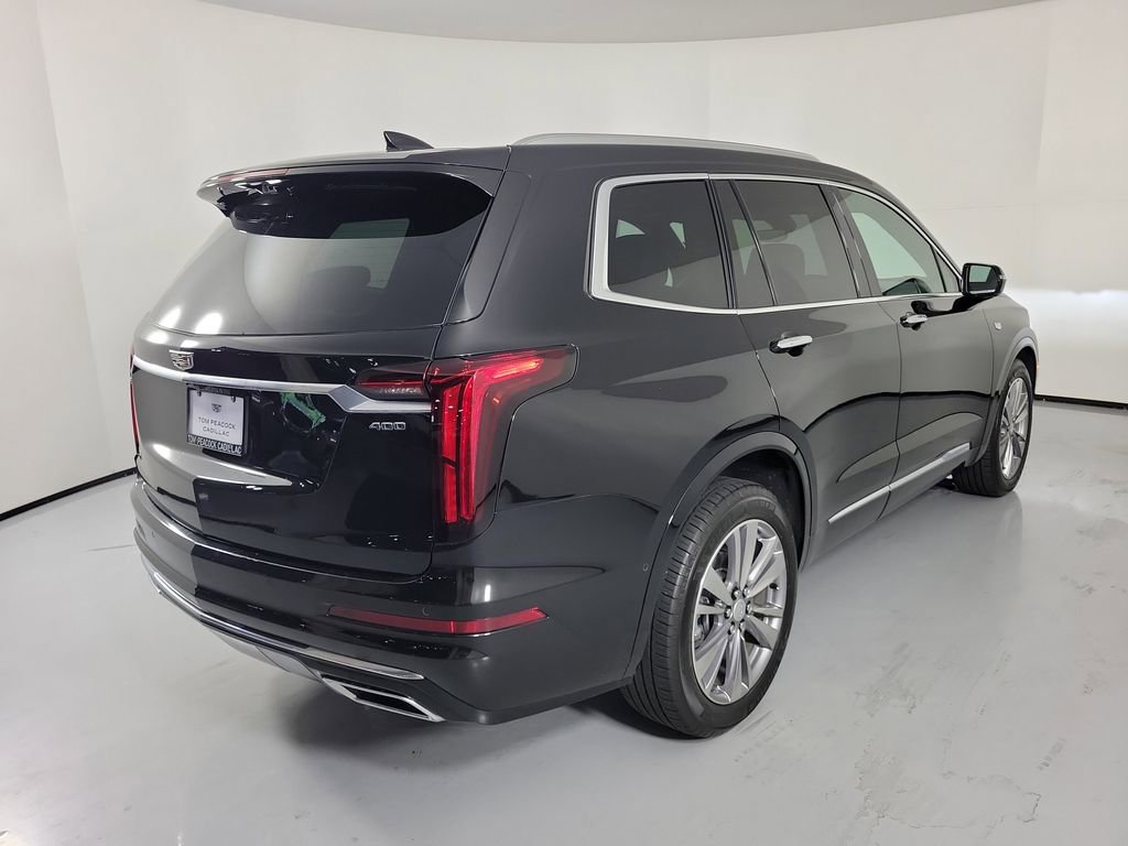 Used 2025 Cadillac XT6 Premium Luxury w/ Technology Package image 4