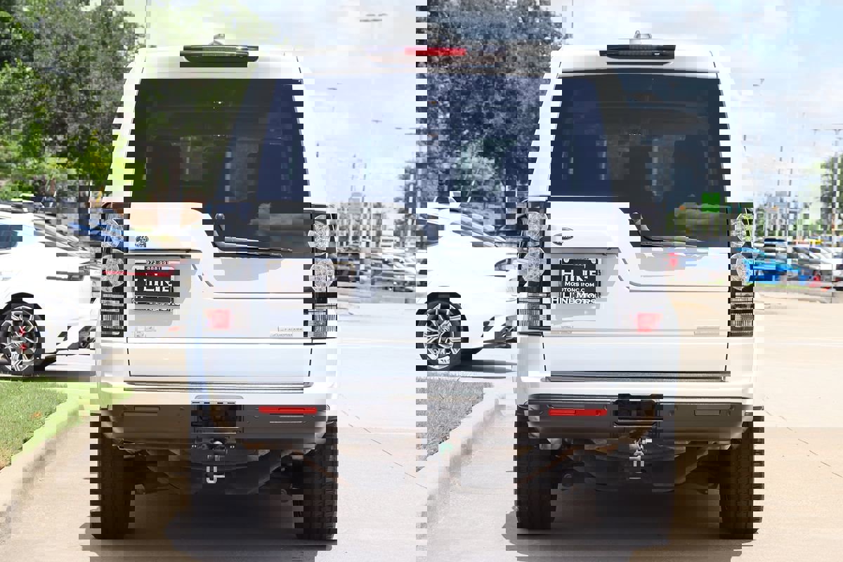 Used 2016 Land Rover LR4 HSE LUX image 10