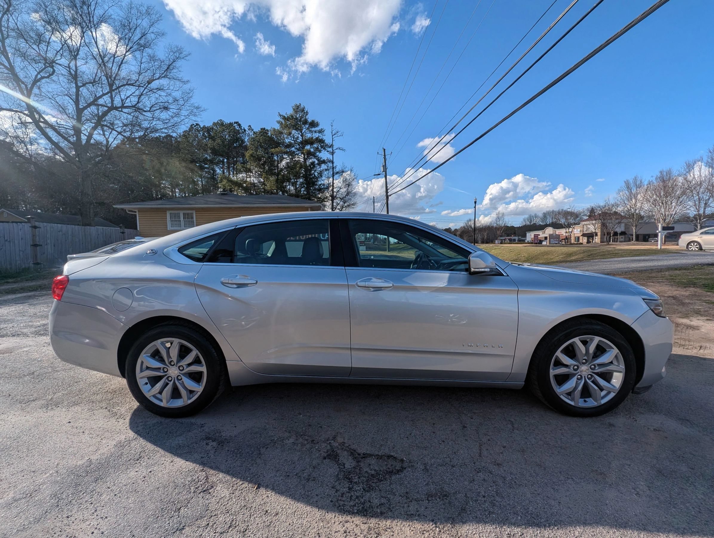 Used 2019 Chevrolet Impala LT FWD image 4