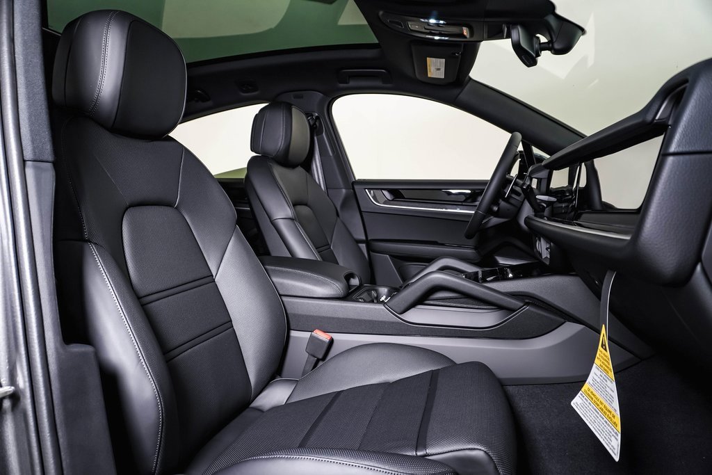 New 2026 Porsche Cayenne E-Hybrid Coupe image 14