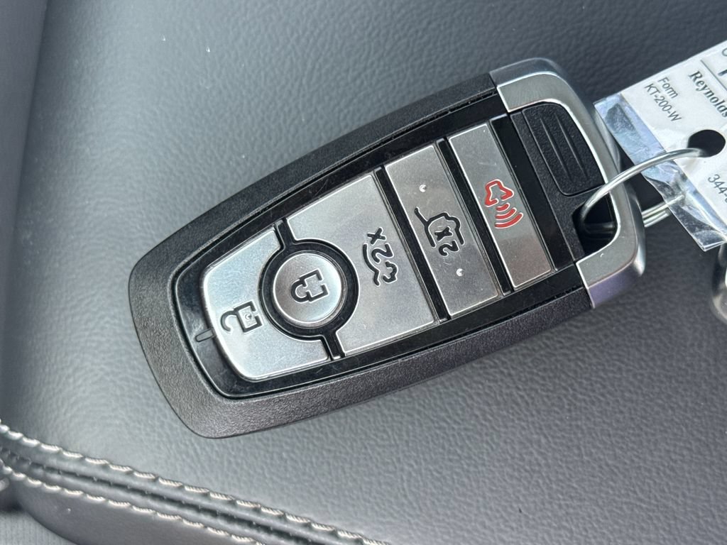 Used 2025 Ford Mustang Mach-E Premium AWD/4WD image 39