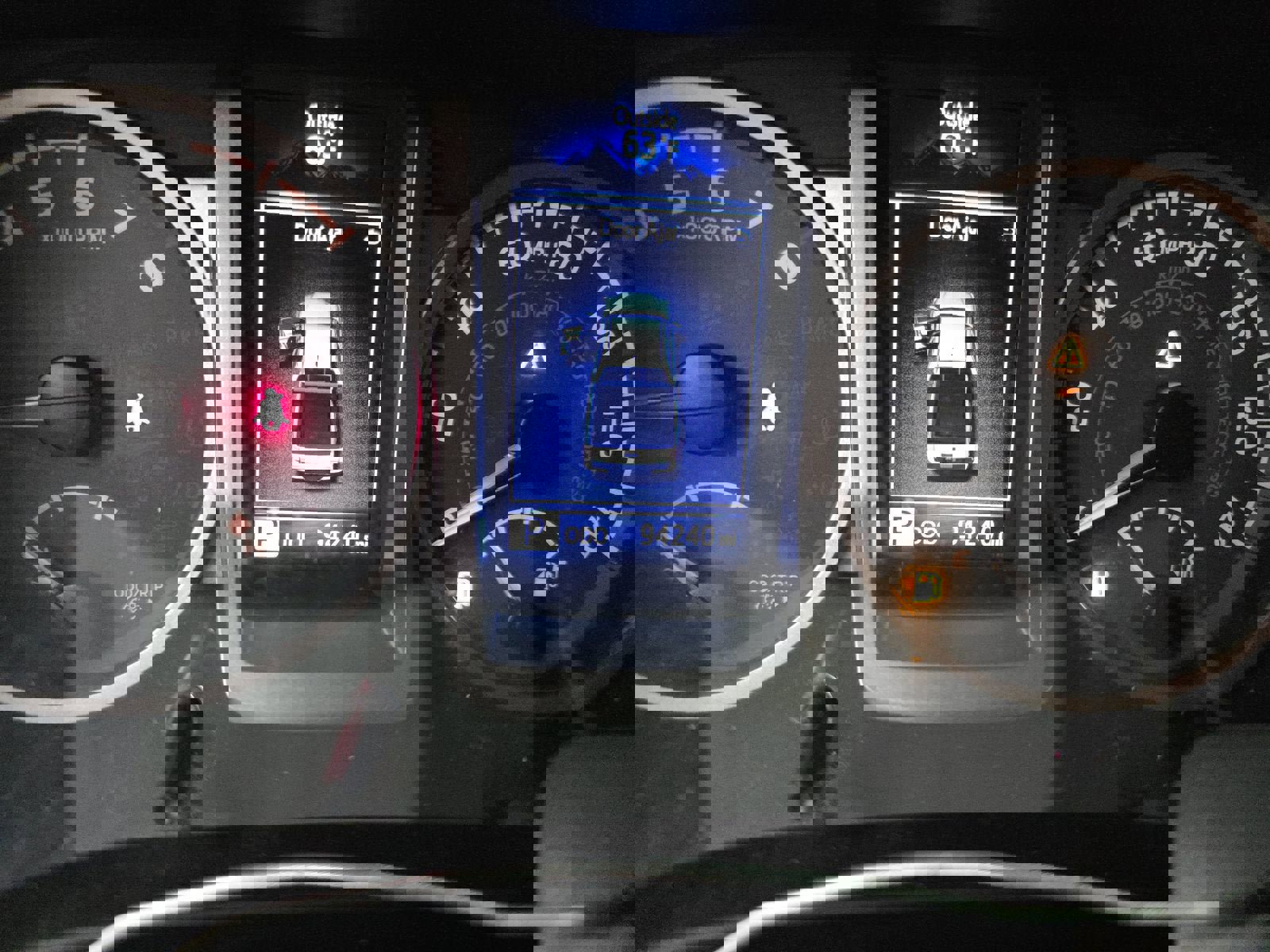 Used 2018 Toyota Tacoma Limited image 12