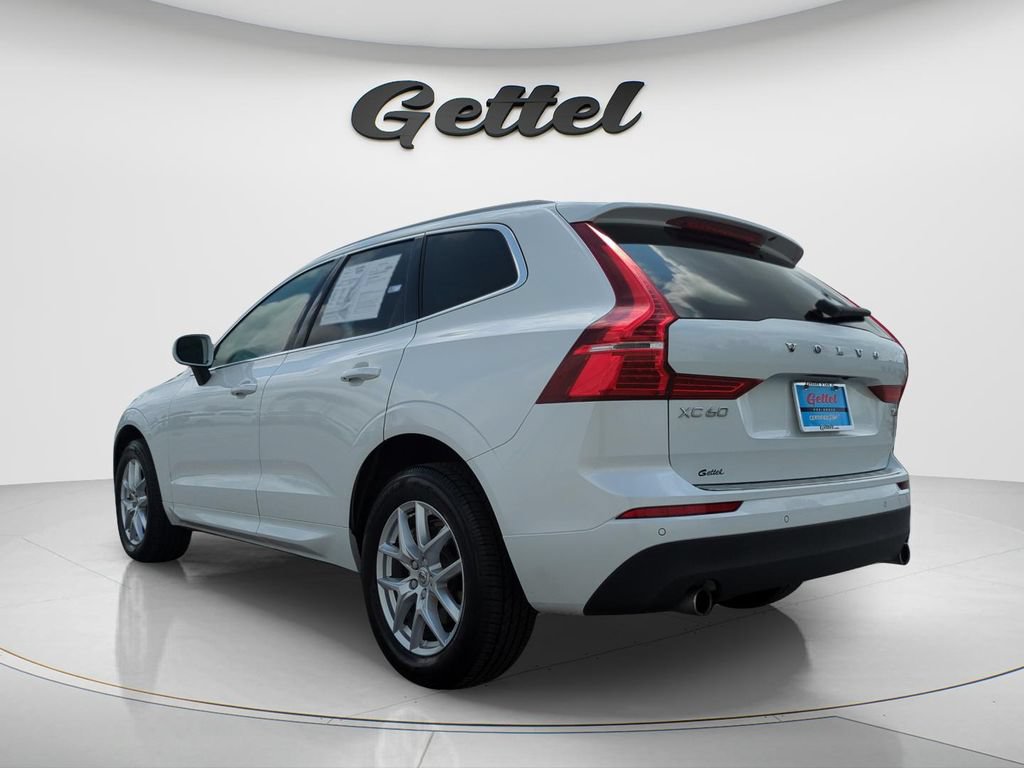 Used 2021 Volvo XC60 T6 Momentum AWD/4WD image 7