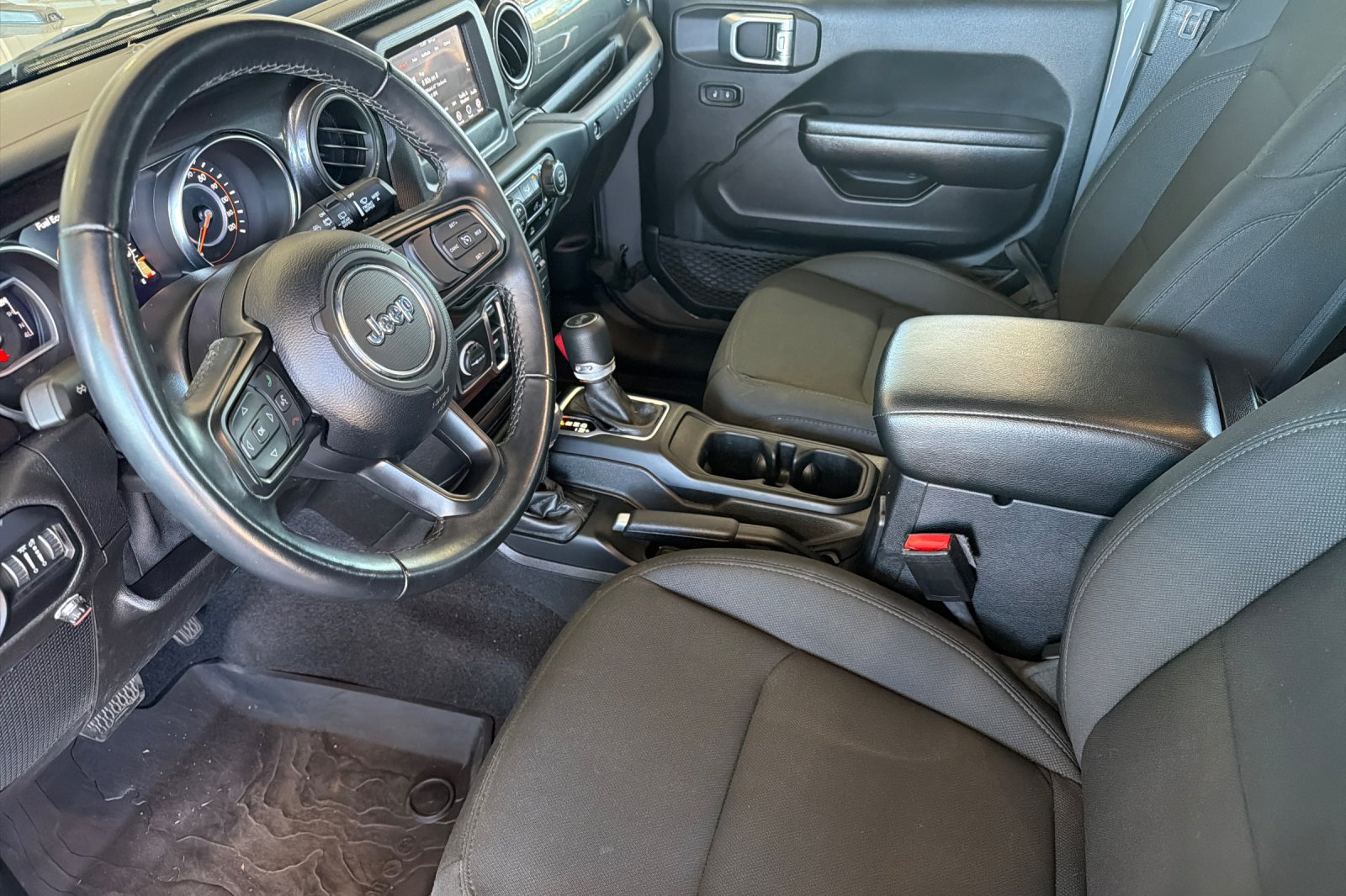 Used 2021 Jeep Wrangler Unlimited Sport AWD/4WD image 9