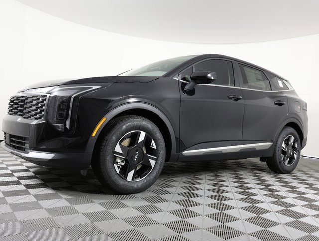 Certified 2026 Kia Sportage LX image 1