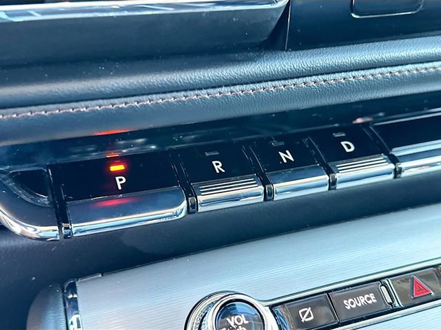 Used 2023 Lincoln Aviator 2WD w/ Premium Package image 17